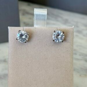 3-carat faux diamond earrings